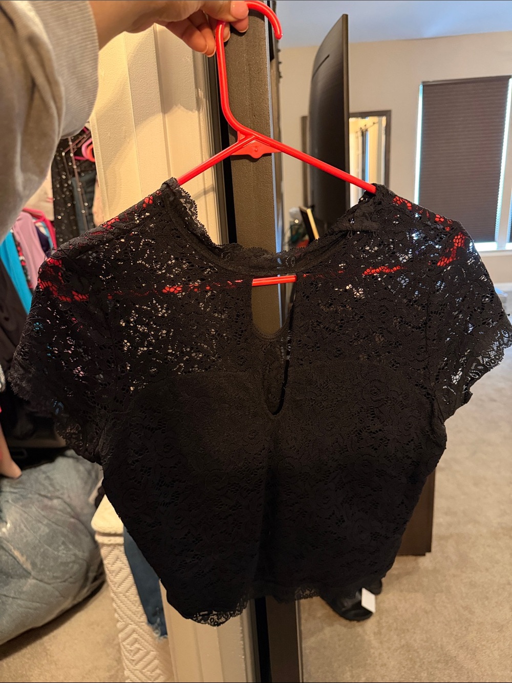 bebe Black Lace Short Sleeve Cropped Top